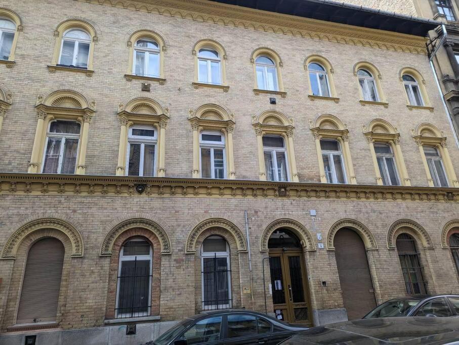 Anna'S Place Budapest Bagian luar foto